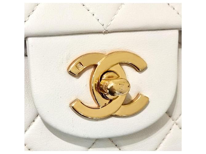 Chanel Classic Small in agnello Bianco - vista 6