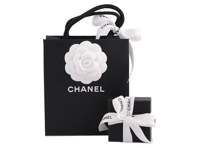 Chanel CC Logo Pearl Crystal Brooch - view 10