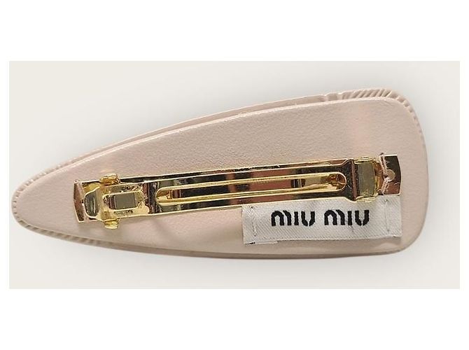 Miu Miu Clip per capelli in vernice rosa cipria - vista 4