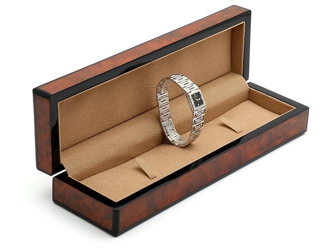 Piaget Reloj Pulsera de Oro Pequeño Reloj de Oro Blanco Joya de Ónix Bisel de Diamantes Tras-engastado - vista 25