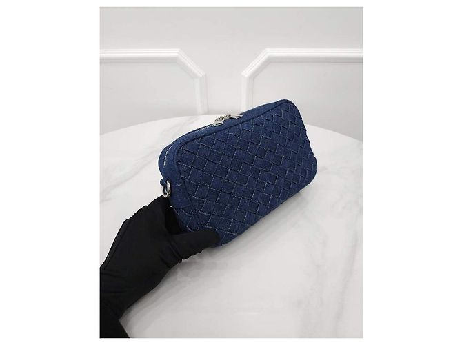 Bottega Veneta Borsa fotocamera in denim blu indaco - vista 3