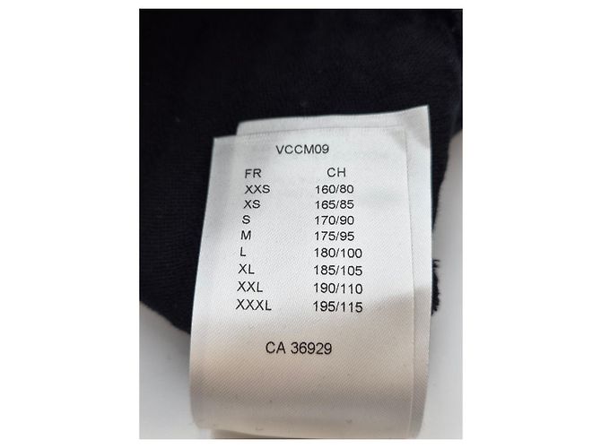 Louis Vuitton Crewneck Multi Signature Schwarz Zustand - Ansicht 15
