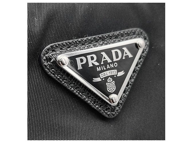 Prada Borsa Hobo in Tessuto Re-Nylon con tracolla a catena Nero - vista 8