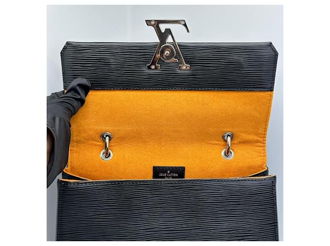 Louis Vuitton Epi Grenelle PM Nero - vista 6