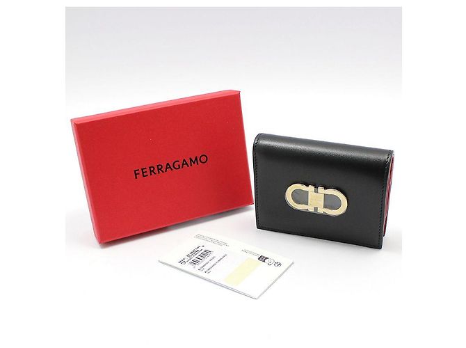 Salvatore Ferragamo Cartera compacta Gancini bañada en oro negro - Sin usar Roja - view 2