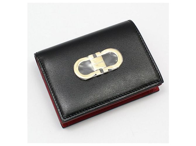 Salvatore Ferragamo Cartera compacta Gancini bañada en oro negro - Sin usar Roja - view 3