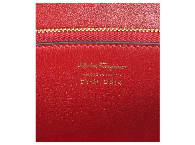 Salvatore Ferragamo Borsa a tracolla Marisol in pelle grigia - vista 8