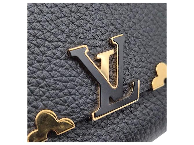 Louis Vuitton Cartera Compacta Capucines Negro - vista 7