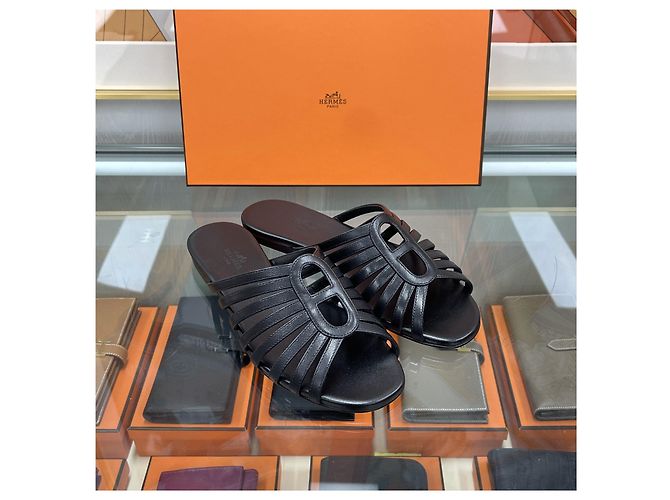 Hermès NORIA Sandale Leder Schwarz - Ansicht 3