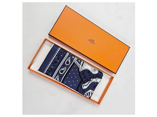 Hermès Etriers Remix Bandana Twilly Seidentuch Schwarz - Ansicht 11