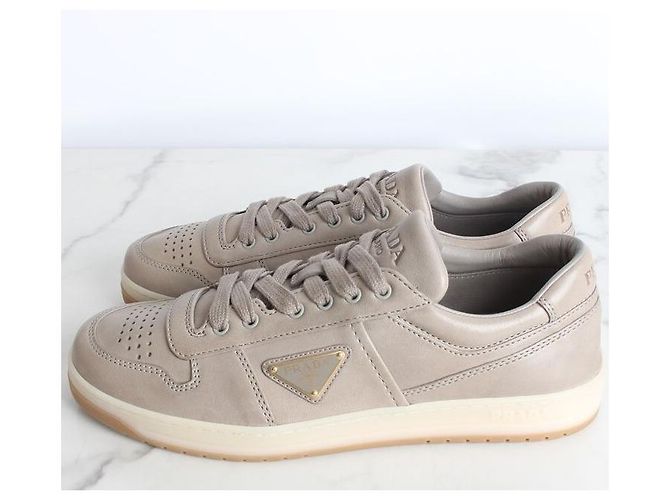 Prada Sneakers Downtown Chrome Khaki Marrone - vista 3
