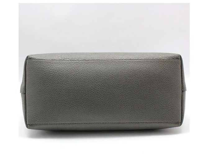 Gucci Bolsa de ombro com duplo domo entrelaçado em couro cinza e tom dourado Marrom - vista 5
