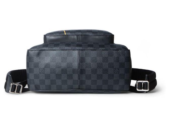 Louis Vuitton Sac à dos Josh World Tour en Damier Graphite Édition Limitée Multicolore - vue 6