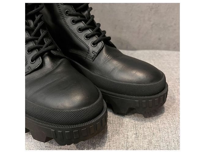 Moncler Stivaletti con lacci in pelle nera Nero - vista 3