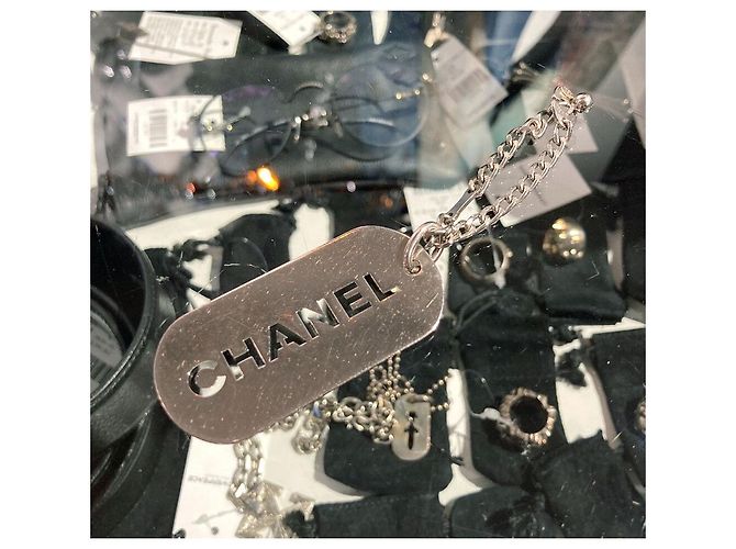 Chanel Portachiavi Logo Charm per Borsa Multicolore - vista 2