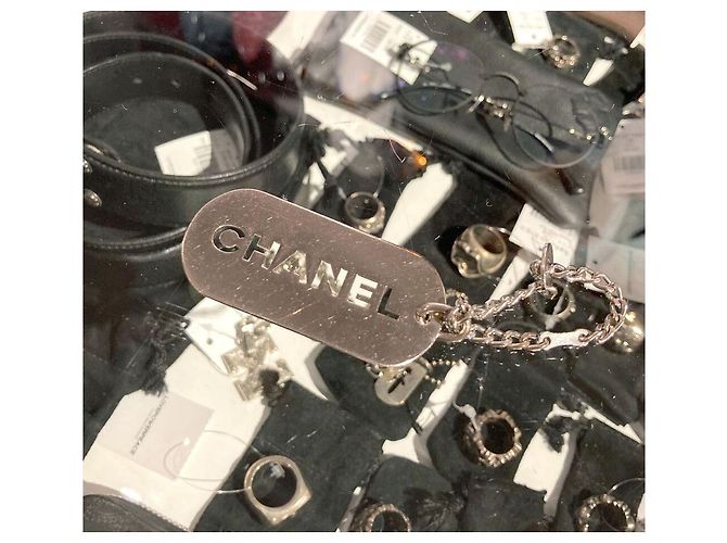 Chanel Portachiavi Logo Charm per Borsa Multicolore - vista 3