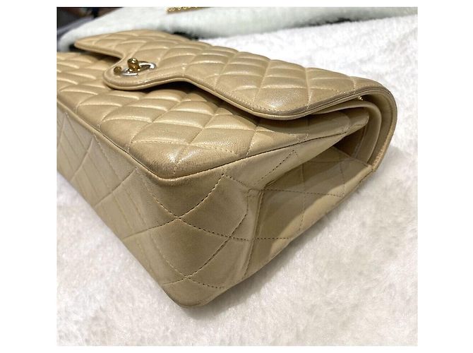 Chanel Borsa con patta in agnello Classic Paris Medium Beige Series Marrone - vista 5