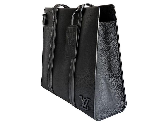 Louis Vuitton Borsa Tote Aerogram Nero - vista 2