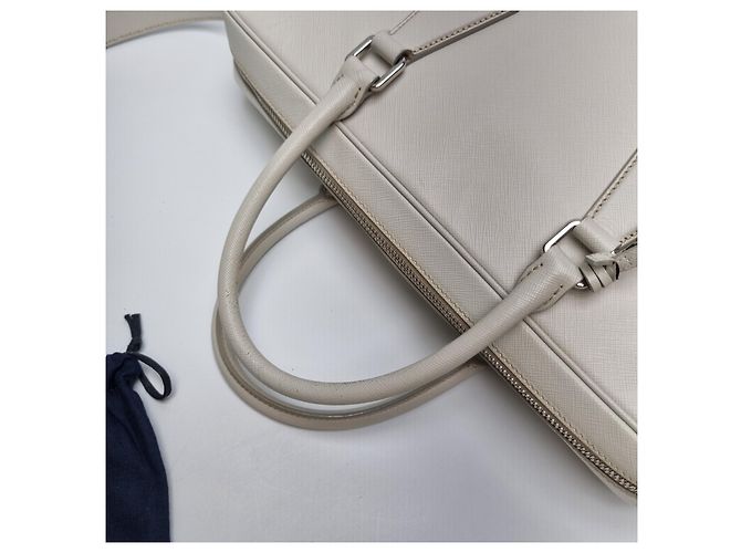 Prada Sac porte-documents en cuir Saffiano Unisexe (Premium, Couleur Rare) Blanc - vue 13