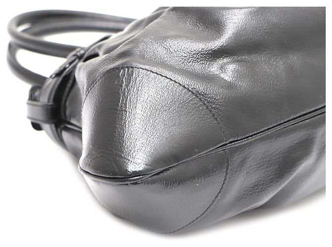 Salvatore Ferragamo Borsa a tracolla in vernice nera Gancini Nero - vista 14