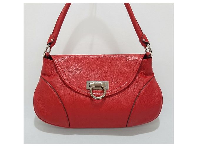 Salvatore Ferragamo Borsa a tracolla decorativa Gancini Rosso - vista 2