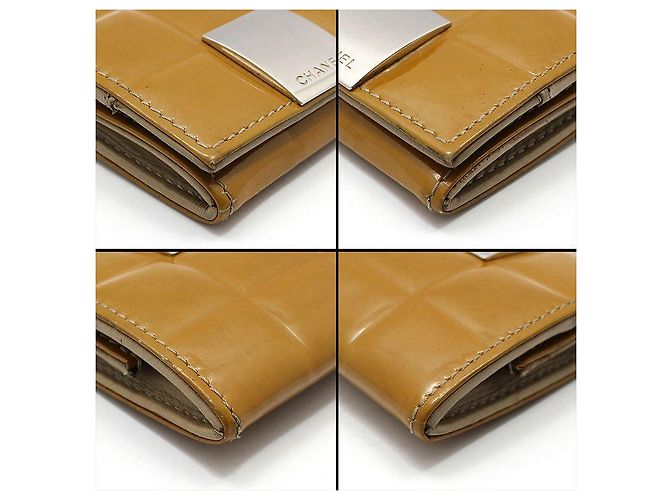 Chanel Carteira de moedas em couro envernizado acolchoado cor chocolate marrom - vista 8