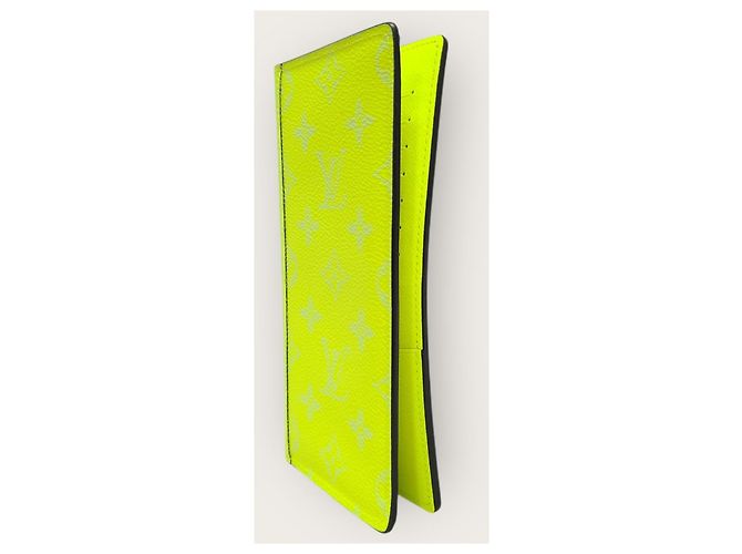 Louis Vuitton Lime Monogram Braza Wallet Long Wallet Golden - view 2