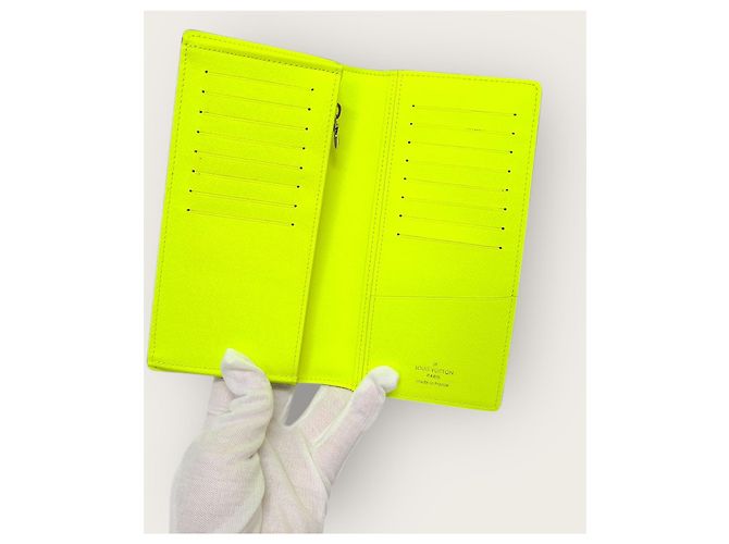 Louis Vuitton Lime Monogram Braza Wallet Long Wallet Golden - view 4