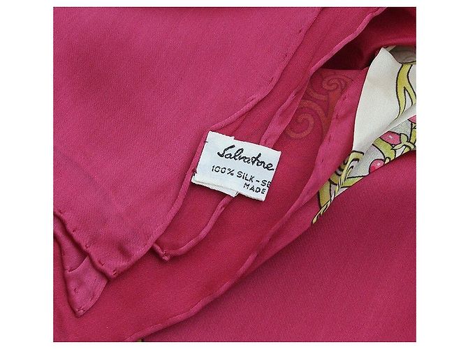 Salvatore Ferragamo Sciarpa di seta con fiori viola Porpora - vista 4