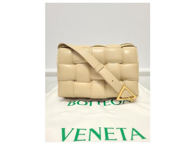 Bottega Veneta Bolsa Cassette acolchoada com trama em dourado Branco - vista 8