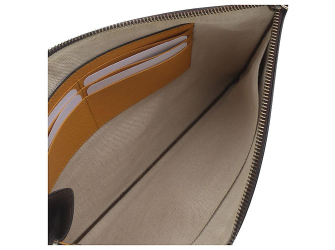 Gucci Clutch GG Supreme Neo Vintage Marrone - vista 5