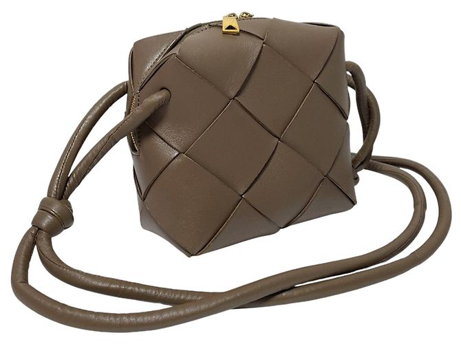 Bottega Veneta Borsa a tracolla Intrecciato Mini Cassette Camera Marrone - vista 2