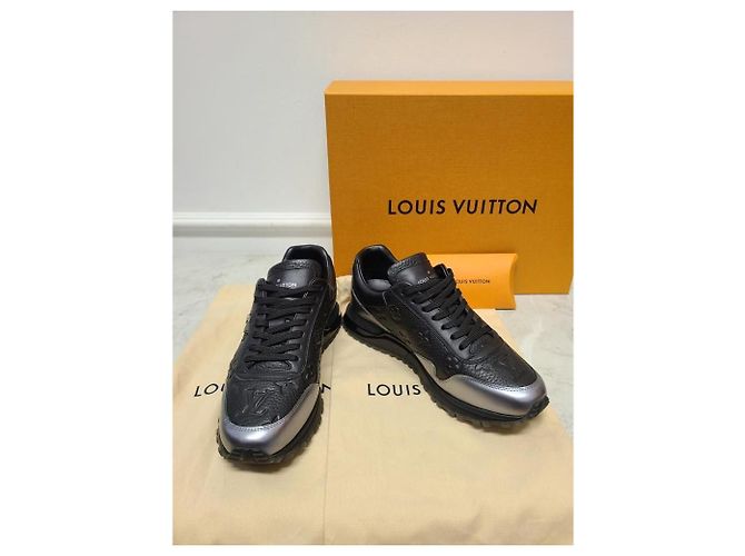 Louis Vuitton Sneakers Runaway in pelle taurillon nera e argento Nero - vista 7