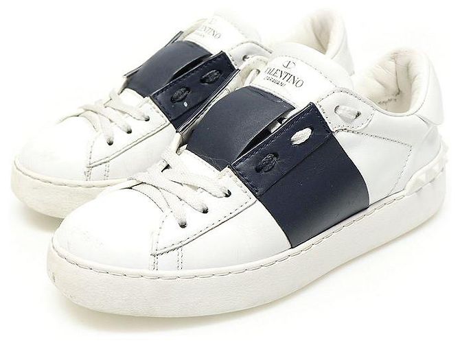 Valentino Sneakers da donna in pelle di vitello White Marine Navy con lacci nascosti - vista 2