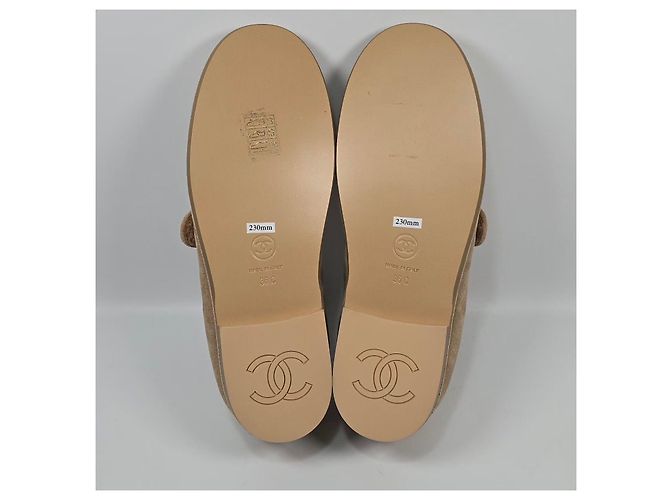 Chanel Scarpe basse Main Jelly in scamosciato e shearling Multicolore - vista 8