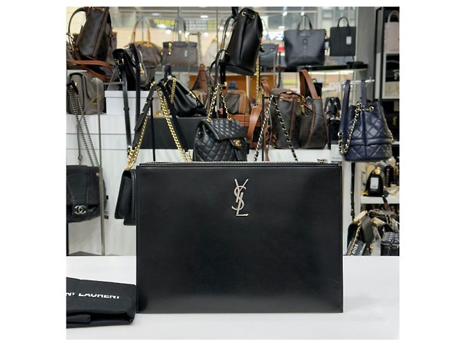 Saint Laurent Clutch in pelle monogramma total black Nero - vista 3