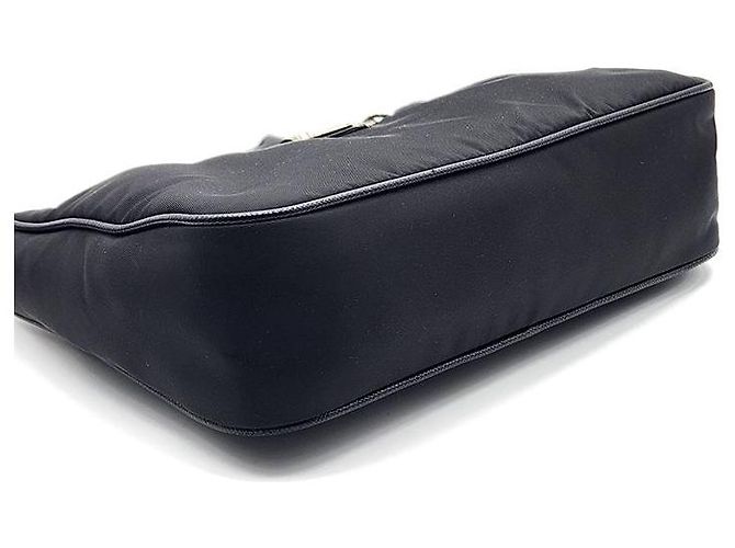Prada Borsa Hobo in tessuto Re-Nylon con tracolla a catena Nero - vista 7
