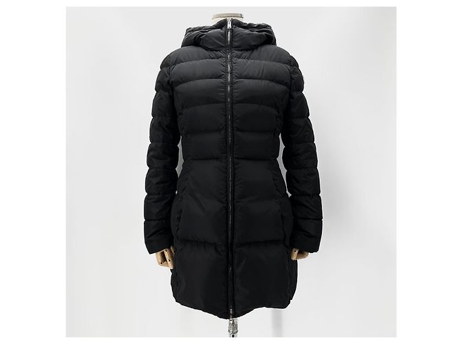 Prada Lange gesteppte Damenjacke aus Re-Nylon mit Triangle-Logo Mehrfarben - Ansicht 2