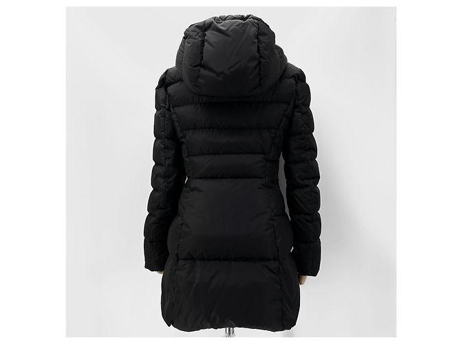 Prada Lange gesteppte Damenjacke aus Re-Nylon mit Triangle-Logo Mehrfarben - Ansicht 6