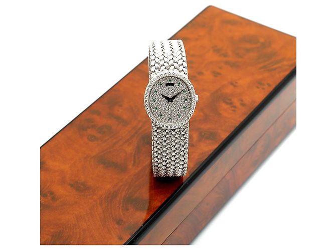 Piaget Tradition Vintage Damenuhr Extremely Oval Emerald Diamond White Gold Manuell Weiß - Ansicht 26
