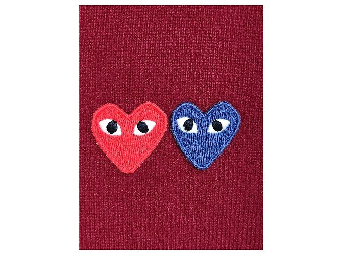 Comme Des Garcons Burgunderfarbener V-Ausschnitt Strickpullover für Herren mit Doppelpatch Rot - Ansicht 3
