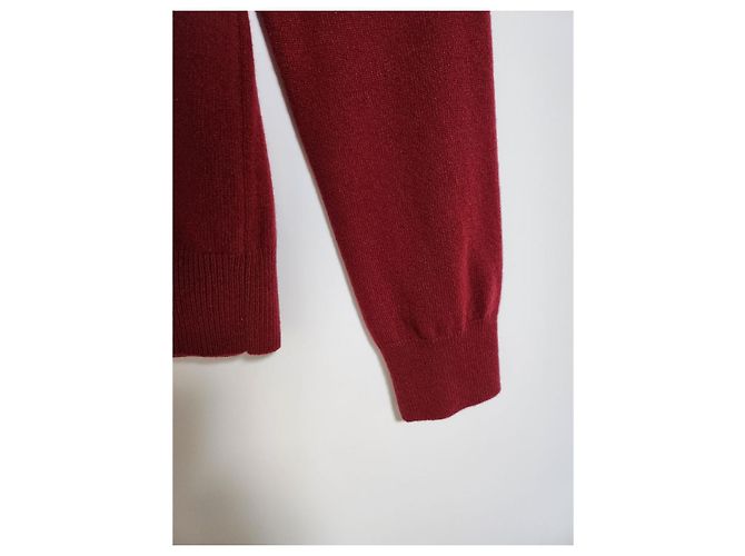 Comme Des Garcons Burgunderfarbener V-Ausschnitt Strickpullover für Herren mit Doppelpatch Rot - Ansicht 5