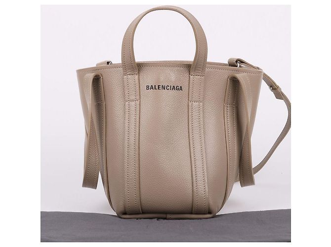 Balenciaga Borsa a Spalla Everyday XS Beige Marrone - vista 11