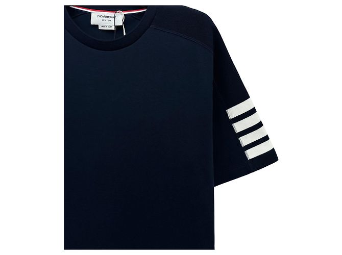 Thom Browne T-Shirt mit kurzen Ärmeln und diagonalem Armband Blau - Ansicht 3