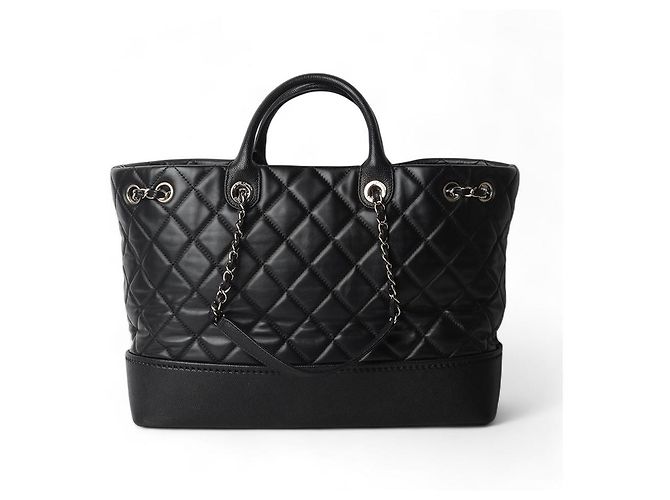 Chanel Shopper Coin in Caviar Trapuntato in Agnello Nero - vista 3