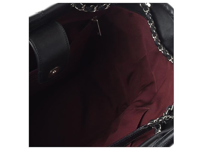 Chanel Shopper Coin in Caviar Trapuntato in Agnello Nero - vista 7