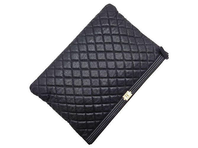 Chanel Pochette Large Boy en Métal Or Champagne Black Caviar Noir - vue 6