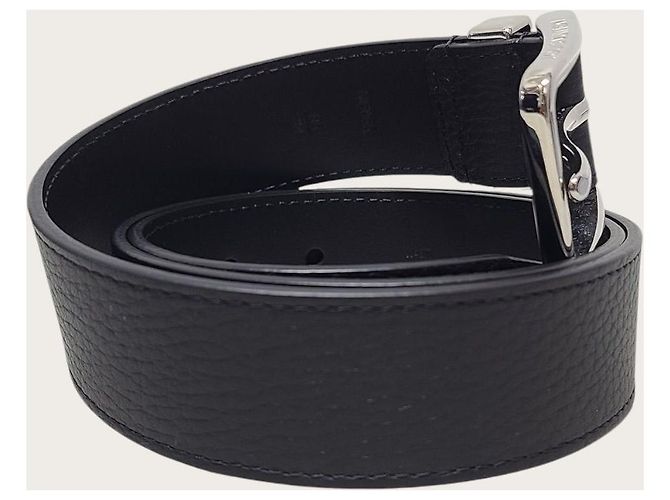 Louis Vuitton Cintura Pont Neuf in pelle nera Trousseau Nero - vista 3