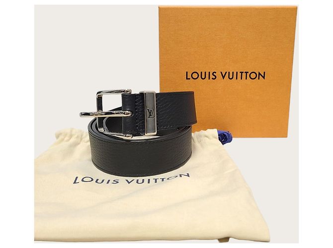 Louis Vuitton Cintura Pont Neuf in pelle nera Trousseau Nero - vista 5