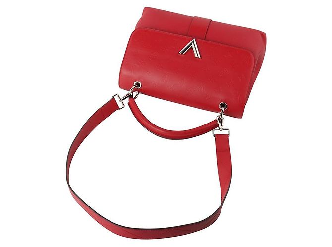 Louis Vuitton Borsa a tracolla Berry con un manico Rosso - vista 4